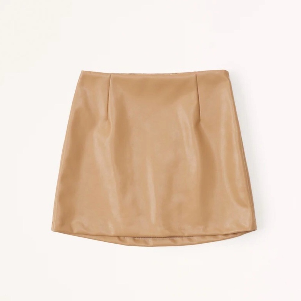 ABERCROMBIE VEGAN LEATHER MINI SKORT NWT
